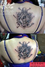 Harddwch cefn hardd patrwm tatŵ hyfryd Medusa