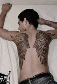 Europæiske og amerikanske mænds rygsorte hvide vinger smukke tatoveringsmønster