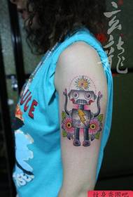 Girl arm cute pop robot tattoo patroon