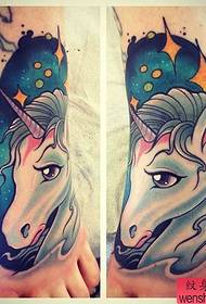 Recomandate un modellu tatuatu di unicorniu cute