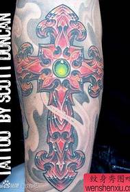 Ručna klasična dobro izgleda uzorak križne tetovaže