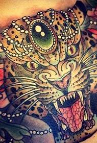 käsikirjoitusleopardi tatuointikuvio