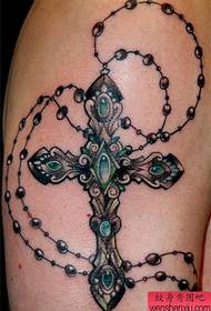Arm vackert kors tatuering mönster