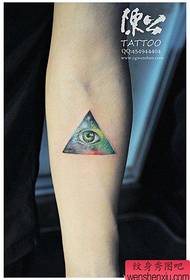 Wunderschönes, beliebtes All-Eye-Eye-Tattoo-Muster