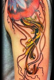 Precej priljubljen vzorec tatoo meduze na roki
