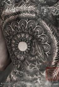 Tatuaje clásico europeo y americano funciona apreciación 91