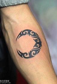 Зброя Місяць тотем татуювання візерунок