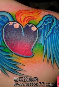 ljubavni krilo plamen tetovaža uzorak
