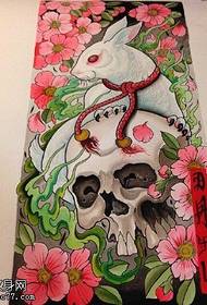 modèle de tatouage de crâne de lapin peint par manuscrit