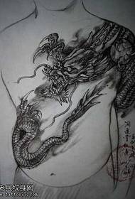 rukopis grudi zmaj tetovaža tetovaža uzorak