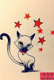 Zdjęcie pokazu tatuażu poleca wzór pięcioramiennego tatuażu gwiazdy kota