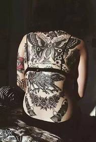 klassieke vlinderperd-tatoeëringspatroon