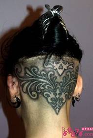 tatuaggio della personalità del cervello posteriore