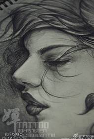 modello classico del tatuaggio di bellezza di schizzo
