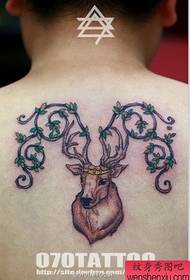 личност на шемата за тетоважа на задниот елен