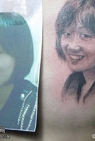kones portrett tatoveringsmønster