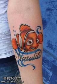 brazo goldfish dibujos animados tatuaje patrón