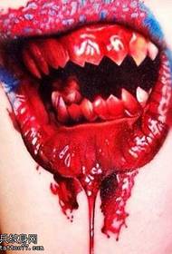 Horror bloedige mond tattoo patroon