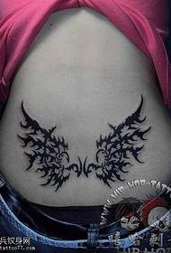 Талія трендовий візерунок татуювання крила