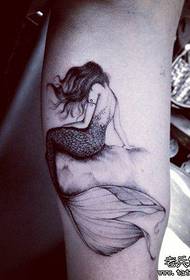 pattern ng tattoo sirena ng braso