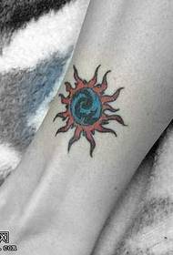 maliit na pattern ng tattoo ng sun totem 167449 - medyo maliit na sariwang pattern ng totem tattoo