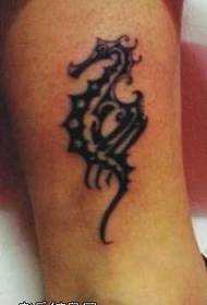 Ipateni yehippocampus totem tattoo entle