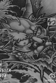 Classic Hand-painted Ghost Tattoo Pattern
