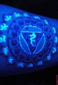 persoonlijkheid fluorescerende tattoo totem