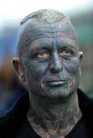 El presidente checo de tatuajes Vladimir Franz