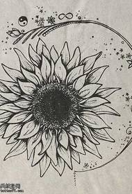 Manoscritto bellissimo e bellissimo modello di tatuaggio girasole