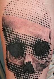 kazi ya tattoo ya fuvu