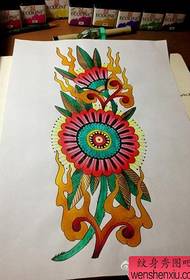 sufiĉe populara koloro flora tatuaje manuskripto