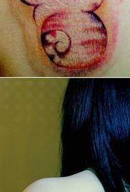 girls shoulders fashion cute kitten tattoo pattern