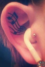 女の子の耳の小さくて人気のあるメモのタトゥーパターン