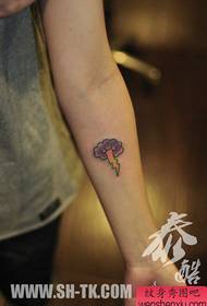 girl's wrist small and popular little lightning tattoo pattern