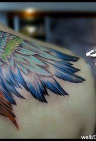 ombro fino procurando asas coloridas tatuagem padrão