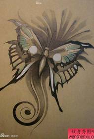 obľúbený rukopis tetovania motýľov