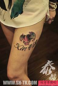 Beauty legs small and popular love wings tattoo pattern