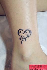 дівчата ноги маленький і красивий тотем люблять татуювання візерунок