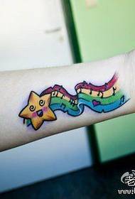 tyttö käsivarsi tähti musiikillinen tatuointi malli
