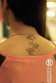 meisje terug mooi pop totem lotus wolk tattoo patroon