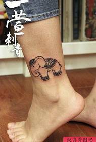 გოგონების ფეხები მოდის ლამაზი პატარა სპილო Tattoo ნიმუში