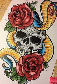 consiglio vivamente un modello di tatuaggio rosa pitone dallo spettacolo del tatuaggio