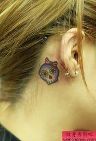 θηλυκό αυτί Μικρό μοτίβο τατουάζ κρανίο χρώμα