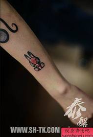 modello di tatuaggio carino coniglietto di ragazze