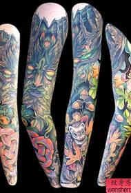 preporučite uzorak za tetovažu cvjetnih ruku u školskom stilu