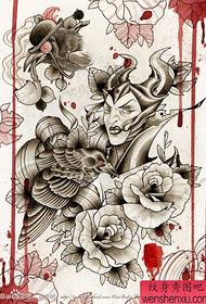 Un manoscritto alternativo di bellezza super bello diavolo corvo tatuaggio