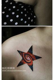 gadis bahu populer pola tato bintang berujung lima halus