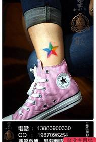 момичешки малки и популярни цветни петолъчни звездни модели на татуировки