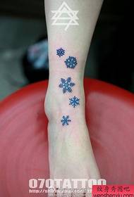 stopalo na leđima Personalizirani uzorak tetovaže snježne pahulje